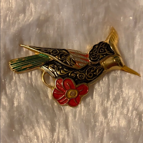 Jewelry - Sweet Bird Brooch